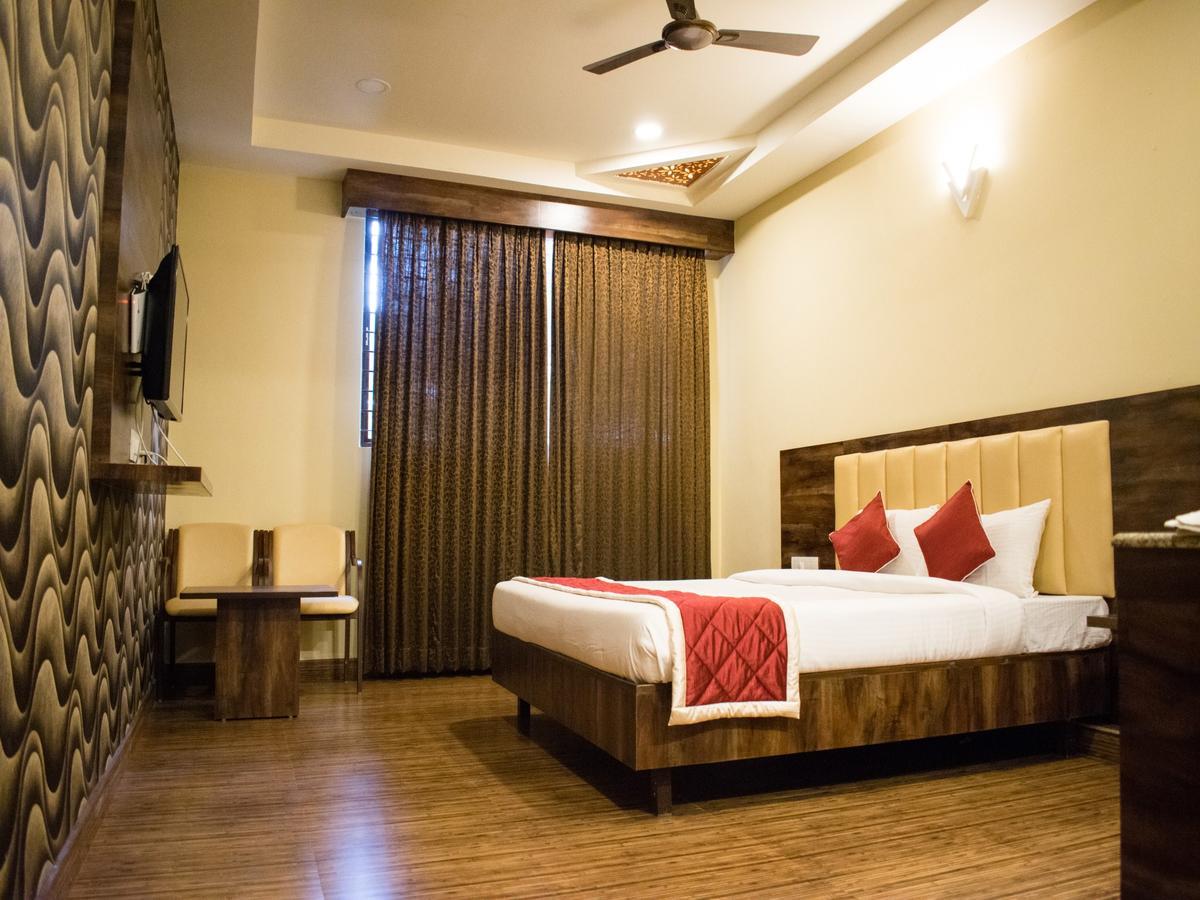 Hotel Mysore Republic Ngoại thất bức ảnh