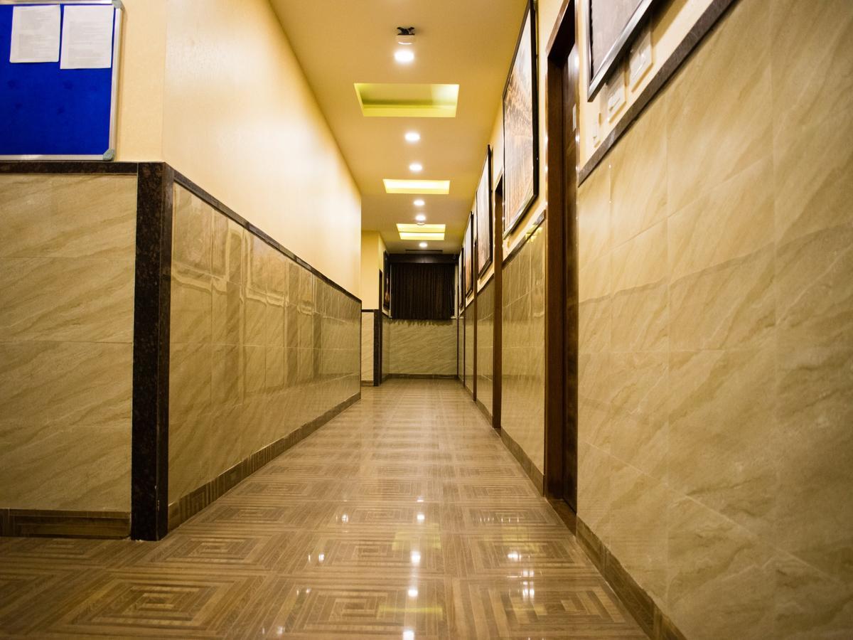 Hotel Mysore Republic Ngoại thất bức ảnh